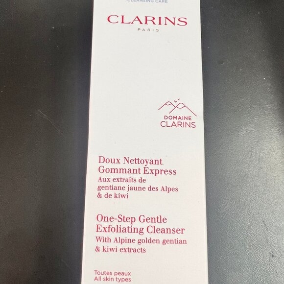 Clarins Paris One Step Gentle Exfoliating Cleanser w/ Extracts 125ml/ 3.9 Oz - Picture 1 of 6